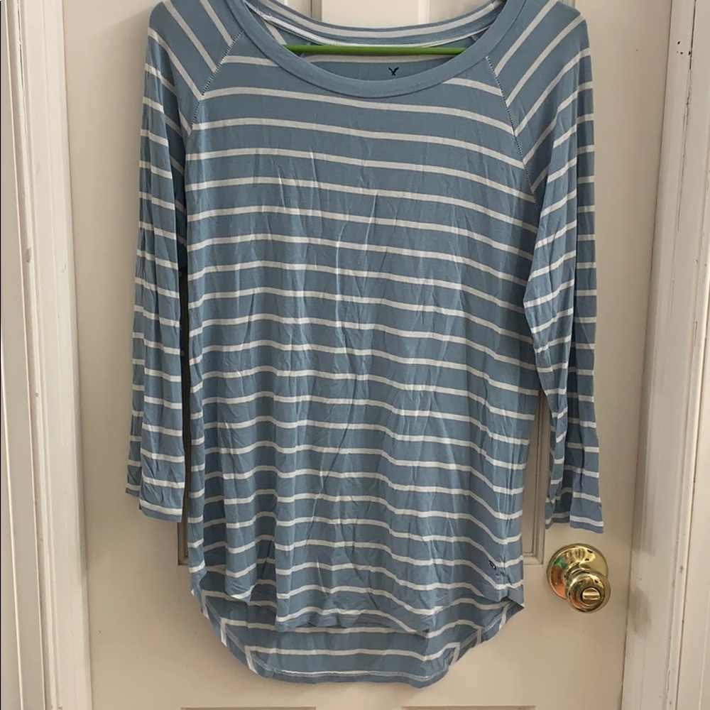 CUTE American Eagle Soft & Sexy 3/4 Sleeve Tee 🦋✨